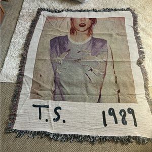 1989 Album Cover Blanket (Original)